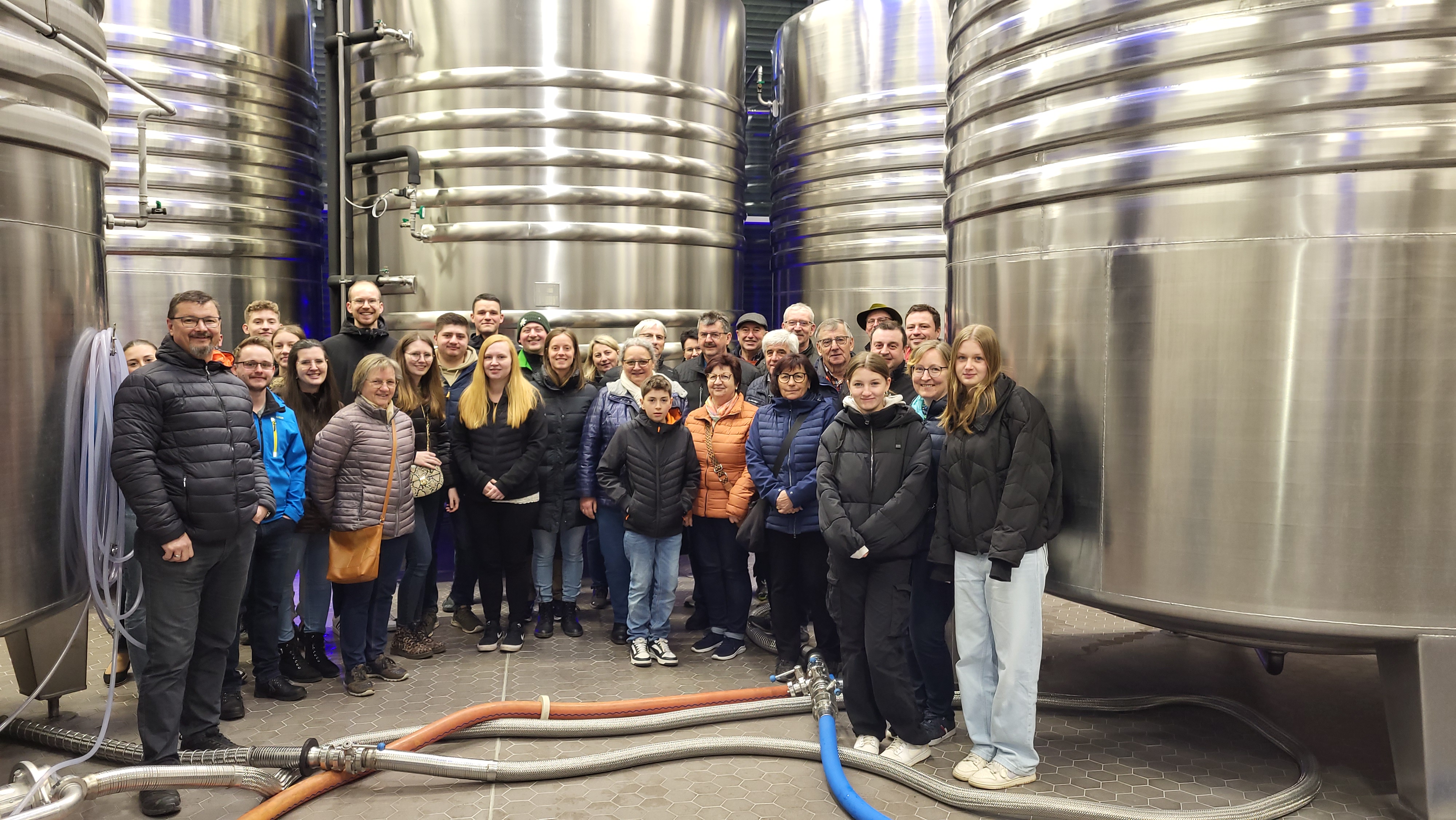 Seiboldsrieder Schützen besuchten die Eiskeller und die Brauerei Falter in Regen